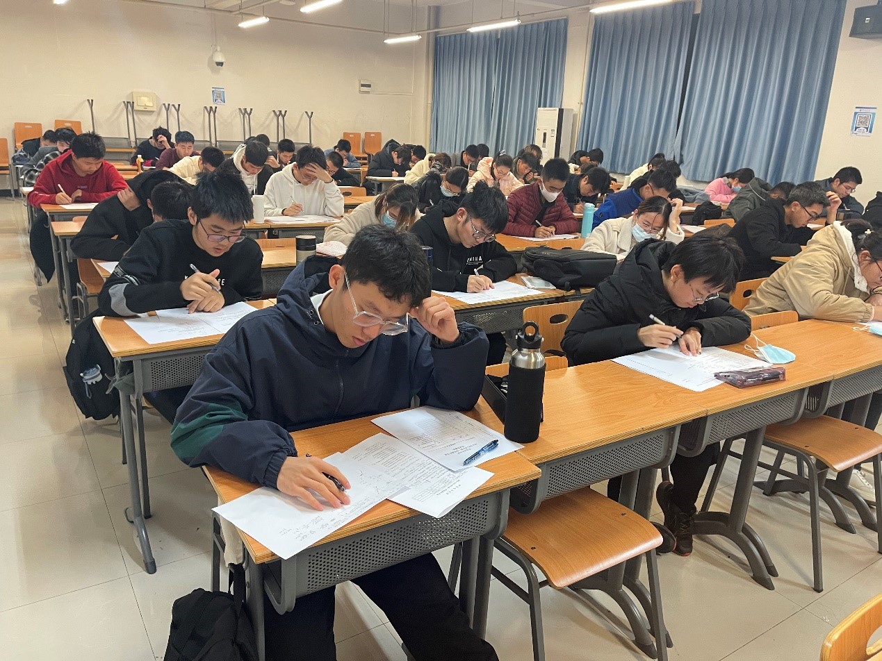 2b64fab169d04a258ab0656cd49b64cd.jpg ??.jpg